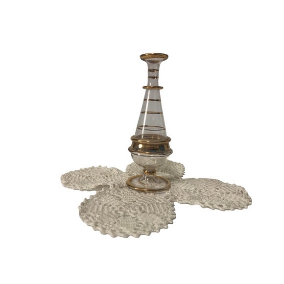 Mini Small Vase Glass Oil Dropper with Gold Trims - Picture 9 of 12